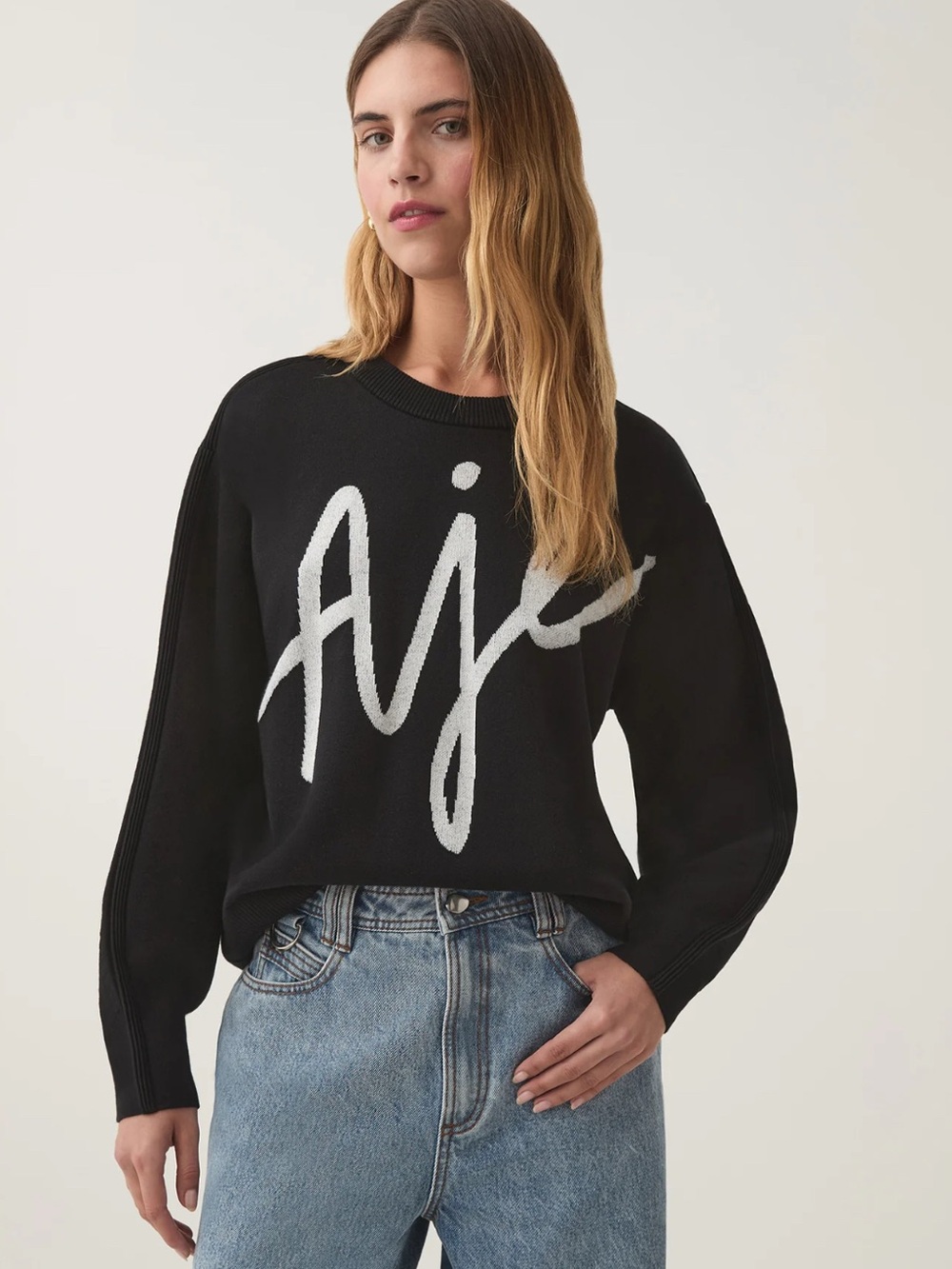 AJE
EQUATION KNIT CREW JUMPER